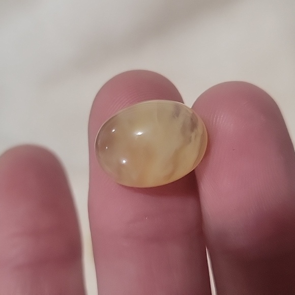6 Natural yellow Onyx cabochons - Picture 4 of 7